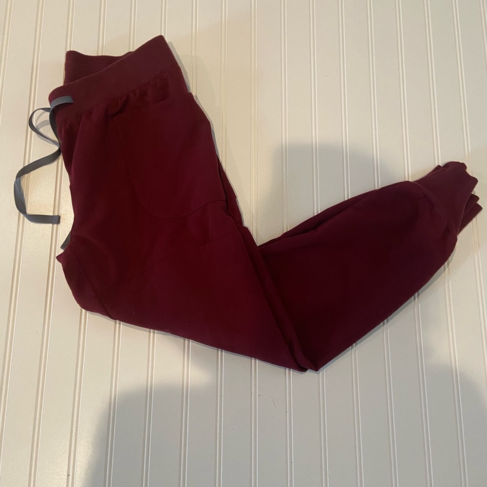 FIGS Burgundy Nepal Skinny Jogger Scrubs